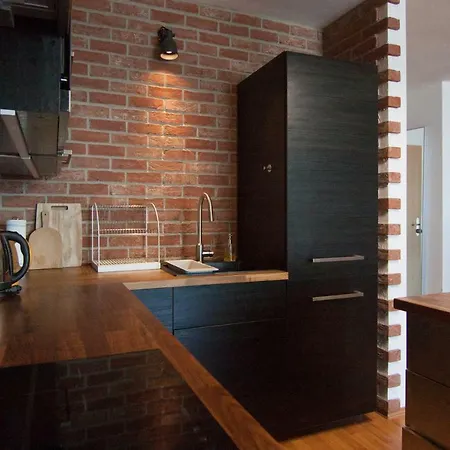 Bajka 09 -self Check - Free Parking Братислава